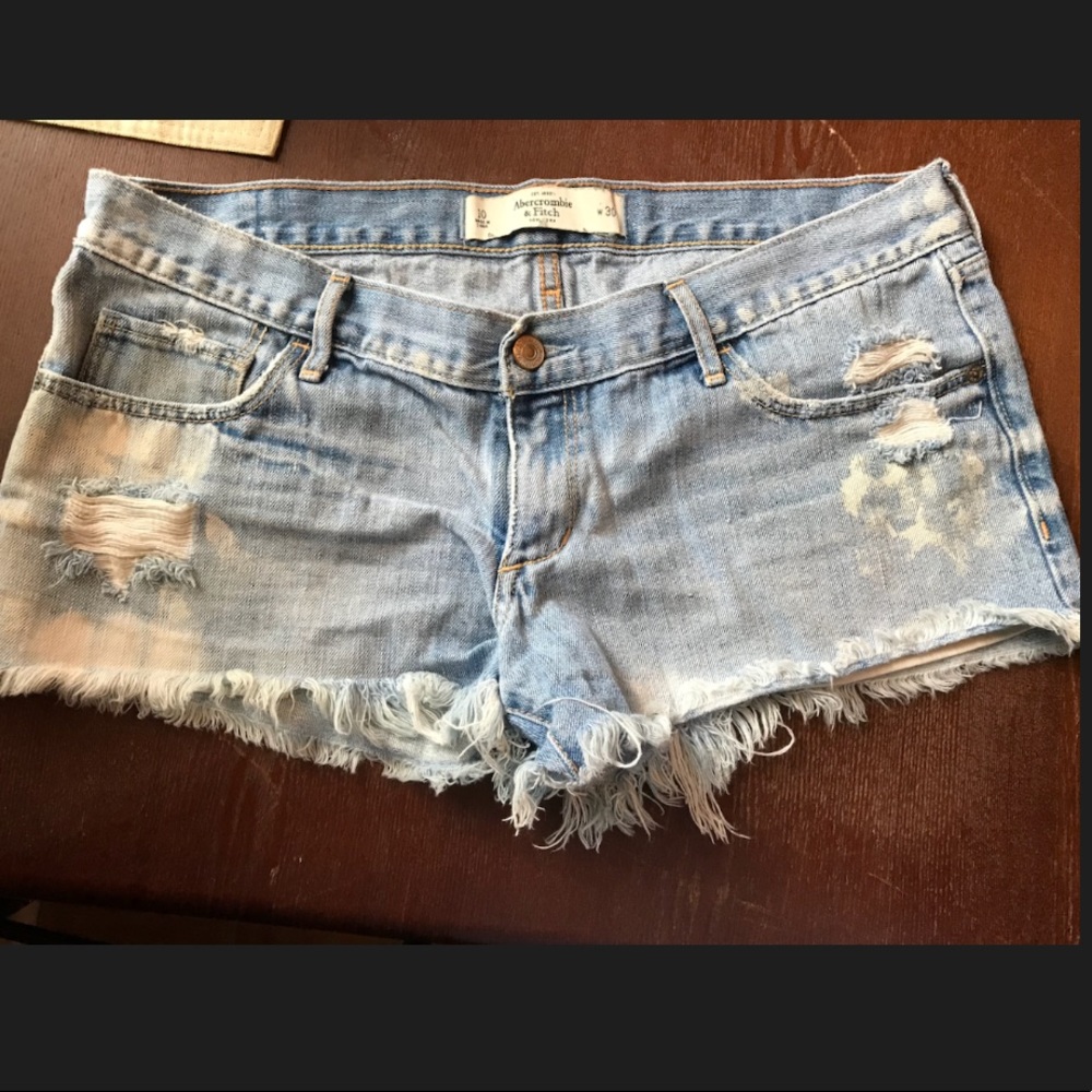 Abercrombie & Fitch Distressed Shorts Size 10